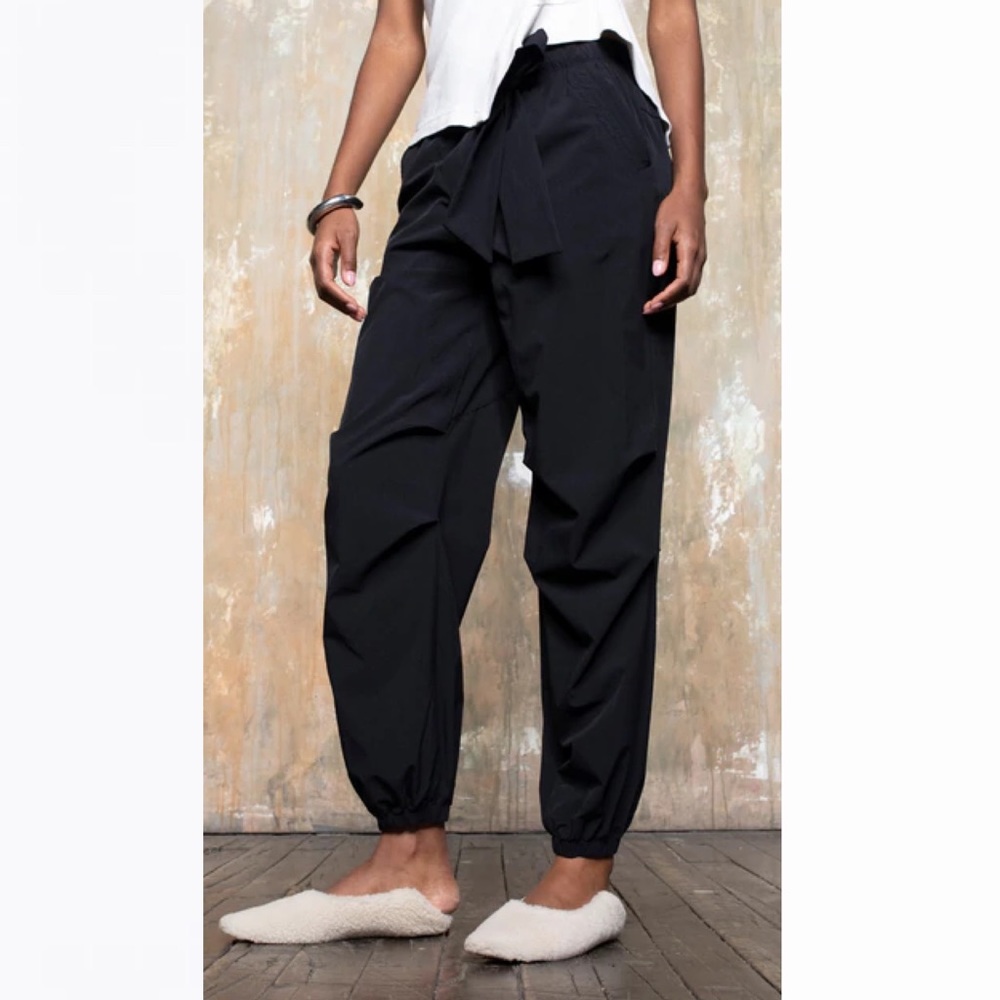 NWT Paskho Serene Ultra Comfortable Pants - sz L